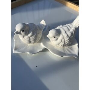 Vintage Birds On A Leaf Salt/pepper